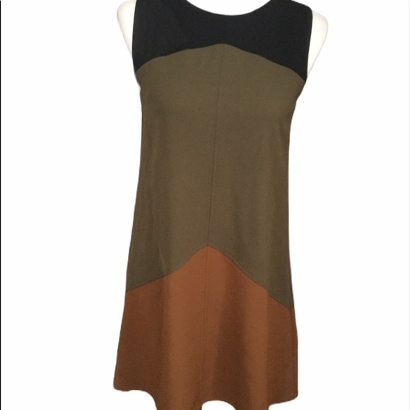 T H M L Color Block Dress - Picture 2 of 9